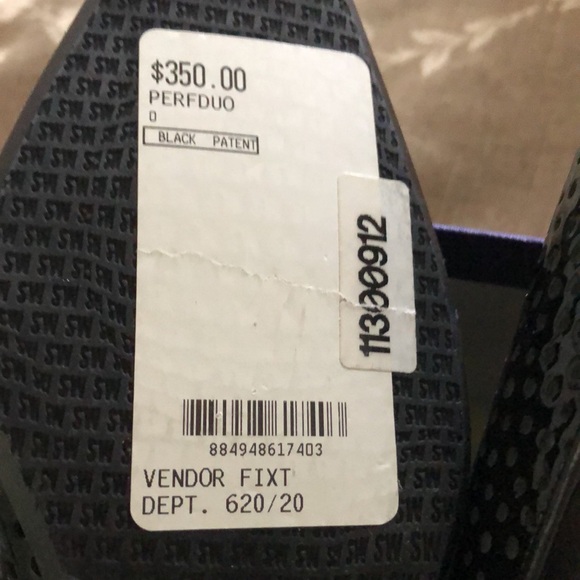 Stuart Weitzman black patent flats - Picture 4 of 4
